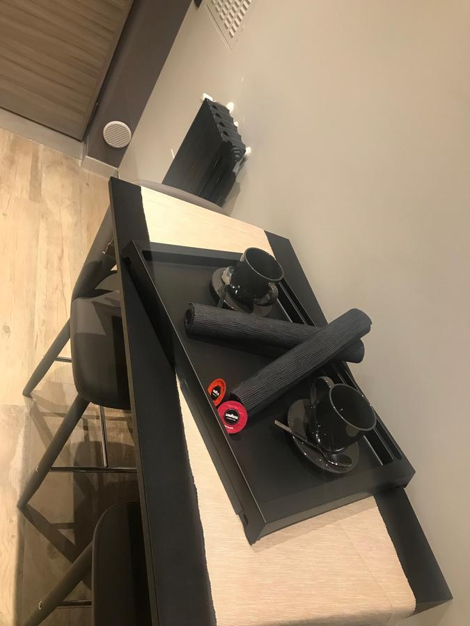 Suite 11 Near Duomo Милано Екстериор снимка
