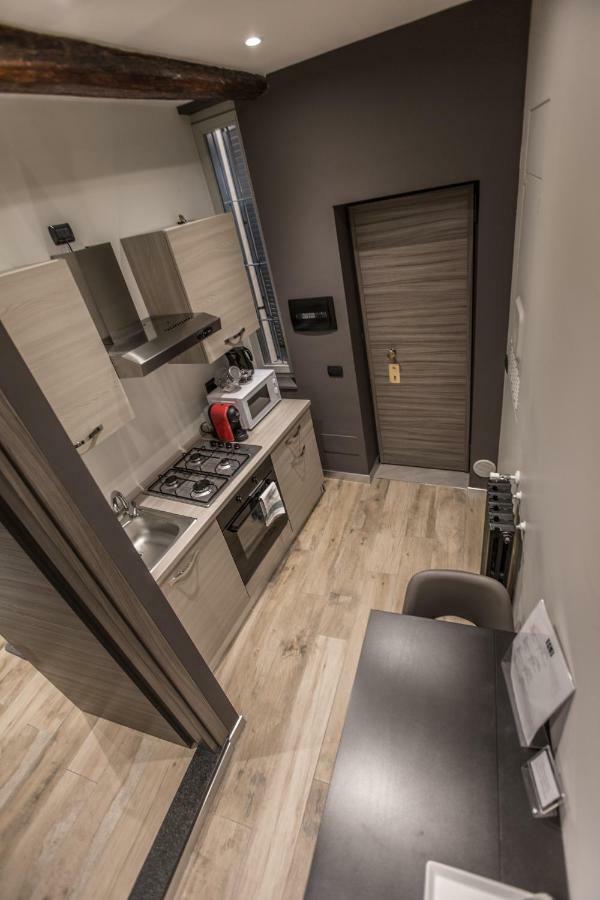 Suite 11 Near Duomo Милано Екстериор снимка